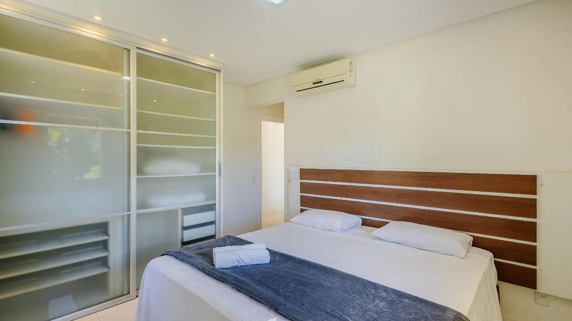 Apartamentos A 450M Da Lagoa Da Conceicao - Crm Florianopolis Apartment